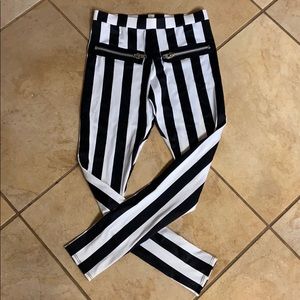 Black and white tights with zippers